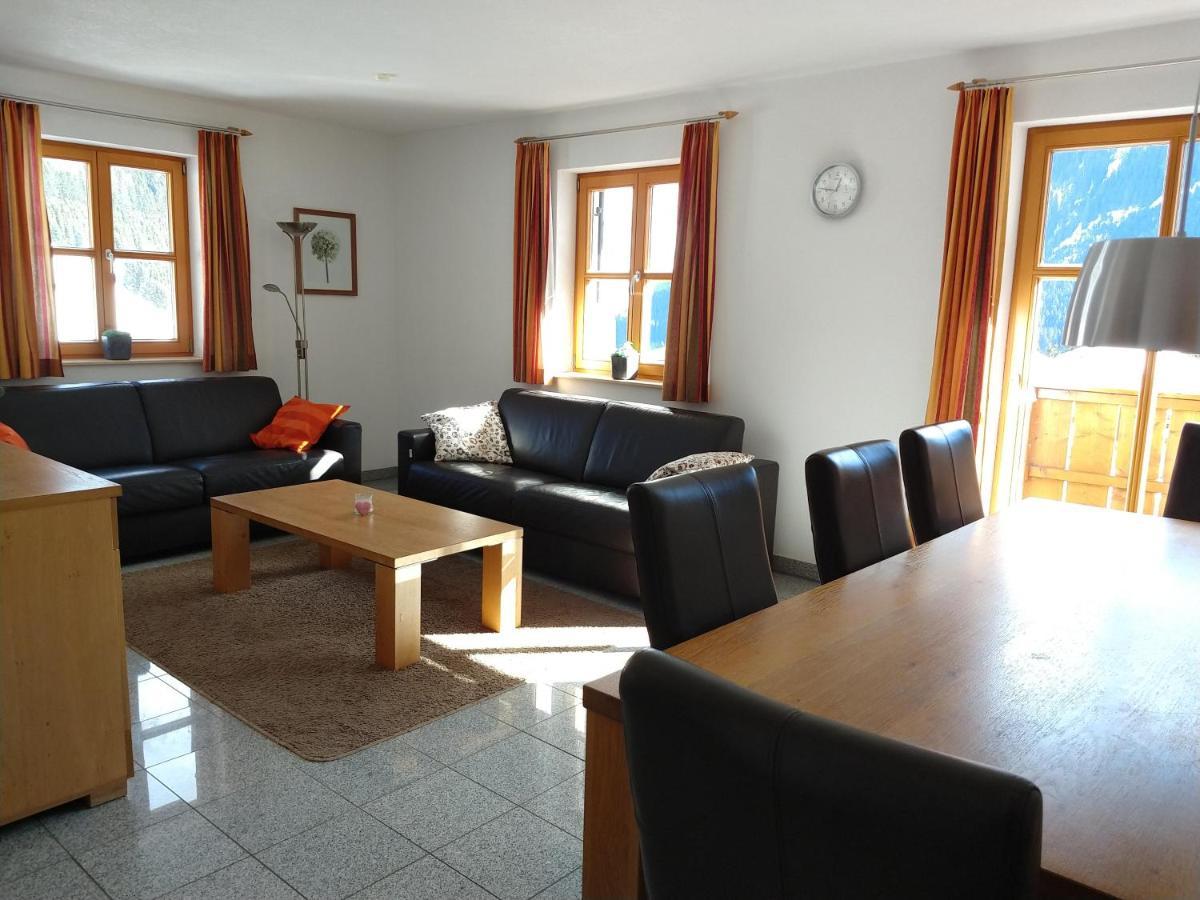 Chalet Zur Rose Apartment Berwang Exterior photo